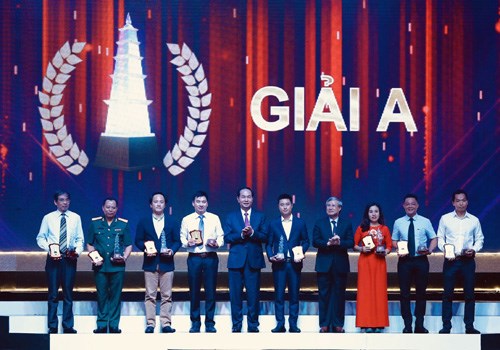 Long trọng trao Giải Báo chí quốc gia lần thứ 12 năm 2017 - ảnh 3